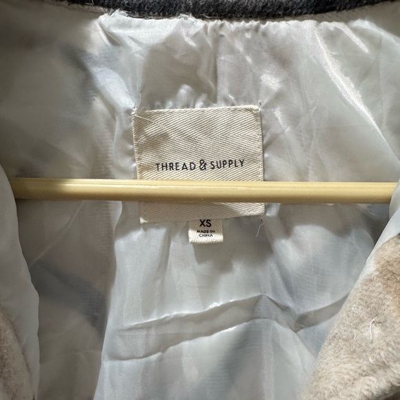 Shacket - Picture 3 of 3